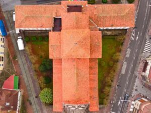 Planta latina de la iglesia de La Asunción